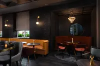 Leonardo Hotel Galway - bars