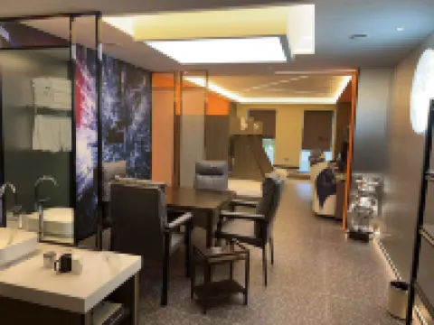 CC E-sports Homestay (Nanchongbei Railway Station)