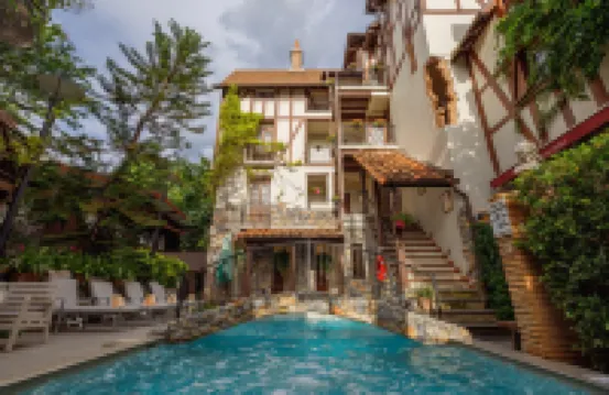 โรงแรมเลอ ชาร์โคล โรงแรมใกล้วัดพระสิงห์