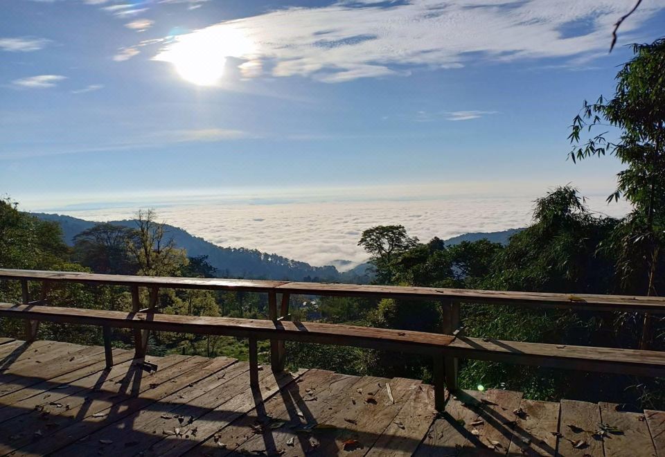 5. 도이 푸무인 라..