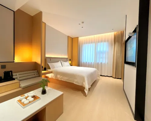 Huaman Hotel Hotels in Lingbao