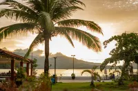 Whiterock Beach Hotel and Waterpark Hotel a Subic