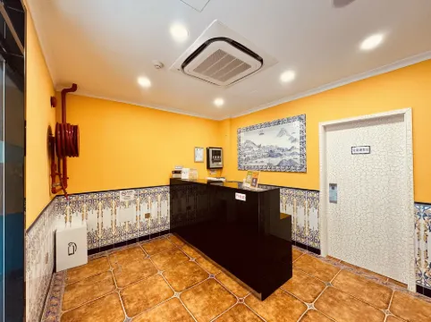 PENSÃO FAMÍLIA (RUA DAS ESTALAGENS) Unggulan Photos