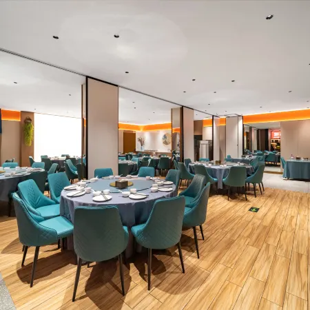 Zhengzhou University Institute of Technology Hotel Отели рядом с достопримечательностью «Хэнаньский экзаменационный центр для экзаменов гражданской службы, образовательный центр Huatu»