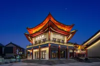 Wanda Yue Hotel · Qixia Wuyi (Wudangshan Scenic Area Entrance) Hotels near Lvsongshi Daojian Local Special Products