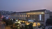 Zhangjiagang Manjin Hotel (Mambat Shopping Plaza Branch) Hotel berhampiran Jiangsu University of Science and Technology Zhangjiagang Branch