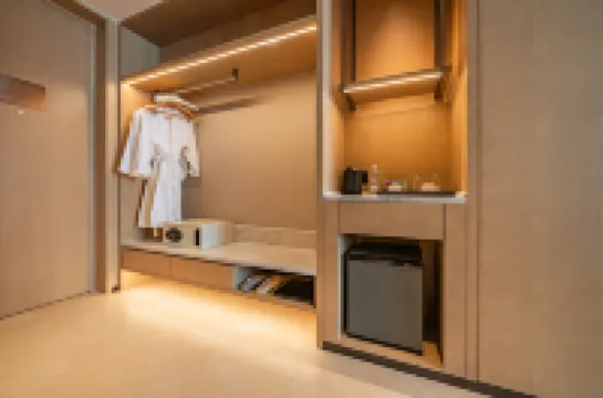 東莞嘉輝會麗呈華廷飯店（龍鳳山莊店）