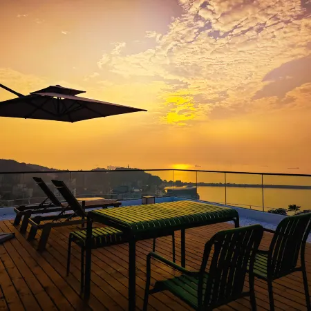 Liyuan · Zhonggui Island Resort