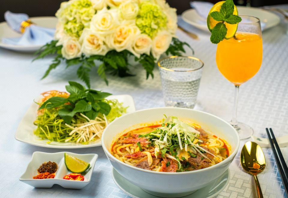 1. 샌달스 스타 호..