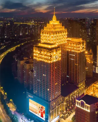 Shenyang Royal Wanxin Hotel فنادق في شنيانغ