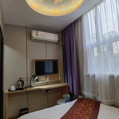 Shanghai Jintai Star Hotel (Jinqiao Road Subway Station)