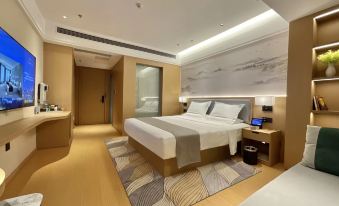 Tiancheng Beautiful View Hotel (Biyang Pangushan Avenue Tiancheng Binhu Town)