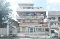 RedDoorz @ Moss Hotel Guevarra Dasmarinas