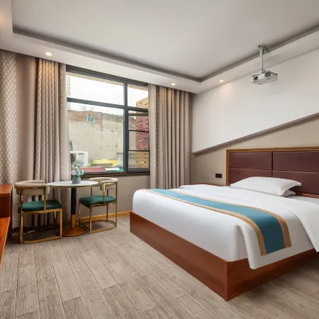 Huifeng Hotel
