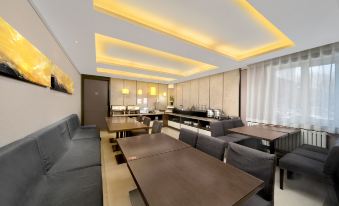 Homeinn Plus Hotel (Harbin Sandadongli Haguo)