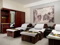 Yuzhou Peace Hotel