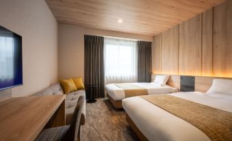 Jr-East Hotel Mets Fukushima