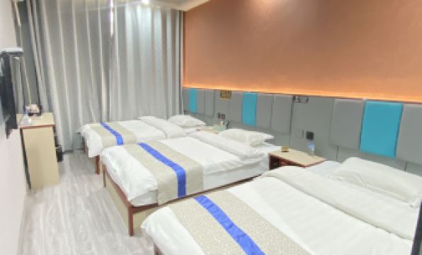 Lanxin Hotel (Zhongchuan Airport Rainbow City) - Housity