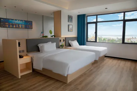 Seaside Holiday · Jiayue Bay Hotel (Yangxinan Shanhai Tourist Area Branch)