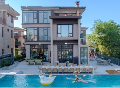 Qingyuan Qintianxi Mountain Private Soup Hot Spring Swimming Pool Resort Villa