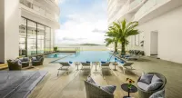 Citadines Marina Halong Отели в г. Халонг