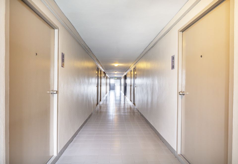 Livotel Express Hotel