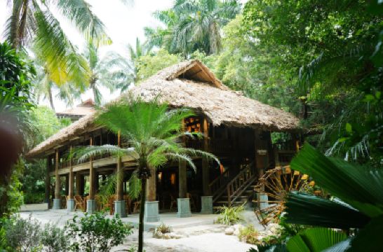 レストラン フラマ リゾート ダナンの写真