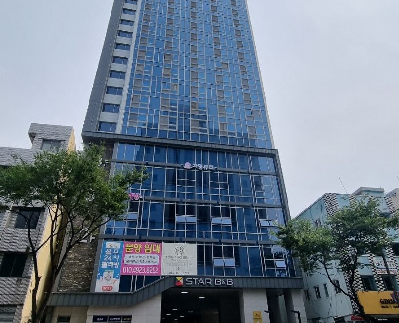 대구 동성로 DSR 비즈니스 호텔 외관