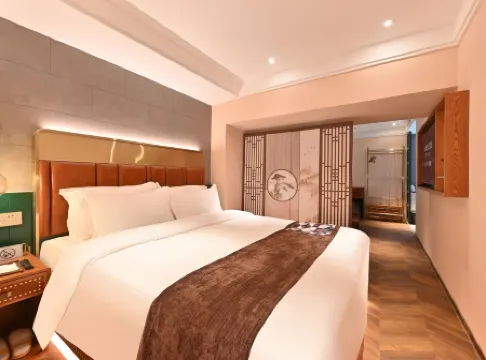 James Joyce Coffetel (Beijing Haidianhuangzhuang Zhongguancun  Metro Station)