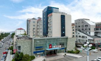JinJiang Inn WeiHai railway station hanlefang Hotel