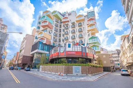 CHECK inn MAGI Kids Отели рядом с достопримечательностью «Южная Аквариумная рыбная ловля»