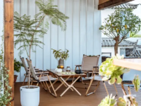 Yunbo Light Luxury Homestay (Dali Ancient City South Gate Branch) Hotels near Dali Ancient City