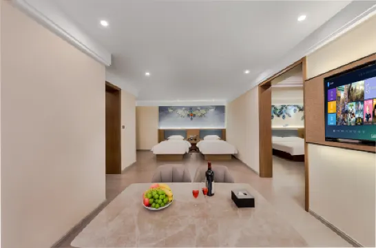 Ming Qianli Hotel Отели рядом со станцией Wulumuqi South Railway Station