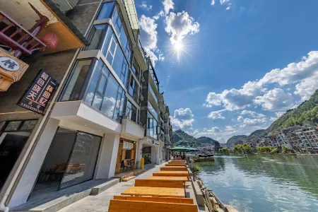 Dawn dawn residential quarters far away town Отели рядом с достопримечательностью «Zhusheng Bridge»