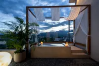 Fanze Wild Luxury Hotel