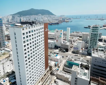 Busan Cotice the Bridge Hotels in Busan