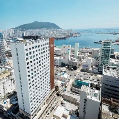 Busan Cotice the Bridge Hotels in Nampodong