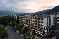 SFEEL DESIGNER HOTEL(Old Town of Lijiang Store) Hôtels à : Nouvelle ville