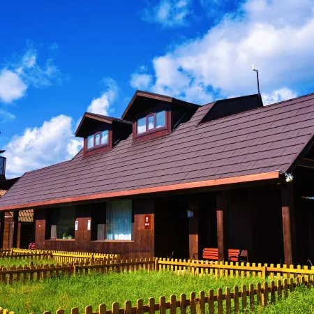 Hulunbergen River Reindeer Ji Homestay