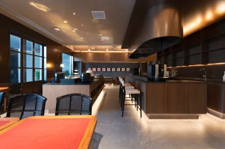 Luoshen Bronze Magpie Hotel (Luoyang Yingtianmen Branch) Отели рядом с достопримечательностью «Zhouwangcheng Square»