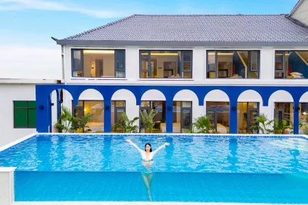 LUSHIN HOTELS&RESORTS Отели рядом с достопримечательностью «Chuiyun Tongtian River»