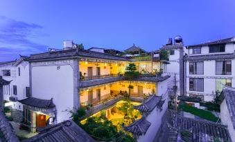 Honglinge Inn (Dali Ancient Town South Gate)