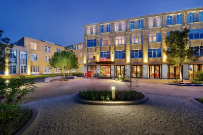 Hotel the Match Hotels in der Nähe von Ton Smits Huis