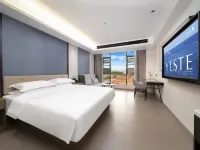 Yeste International Hotel (Yingjiang Bus Passenger Station) Hotels in Yingjiang