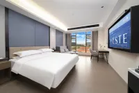 Yeste International Hotel (Dehong Yingjiang County Government) Отели рядом с достопримечательностью «Yingjiang Administration Management School»