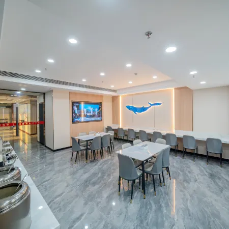 Yangjiang Zhongtai Hotel (Guangtai Mojiang Road)