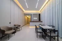 โรงแรมอัจฉริยะว่านอิง - ที่มีที่จอดรถ