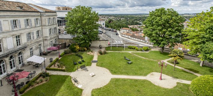 Mercure Angoulême - Hôtel de France Ξενοδοχεία στην πόλη Charente