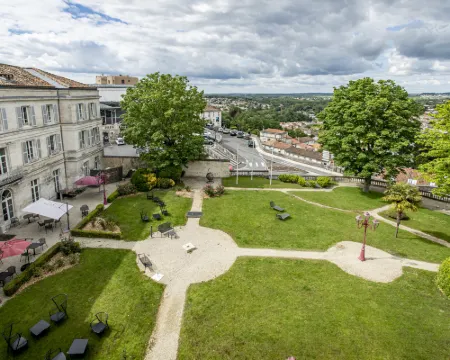 Mercure Angoulême - Hôtel de France Hotels in Charente