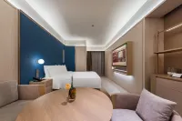 Crystal Orange Hotel Shanghai Pudong New International Expo Center Yanggao South Road Hotels near BAILIAN DONGJIAO SHOPPING MALL